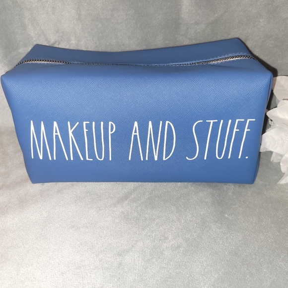 Rae Dunn Handbags - 💙SALE💙Rae Dunn "Makeup And Stuff" cosmetic bag.